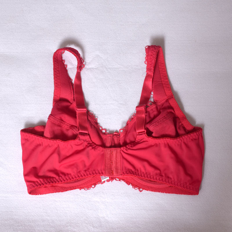 Freedombeauty | Big Chest with Steel Ring and Small Push up Red plus Size Underwear for Birth Year Ultra-Thin Lace Bra 85d-105f