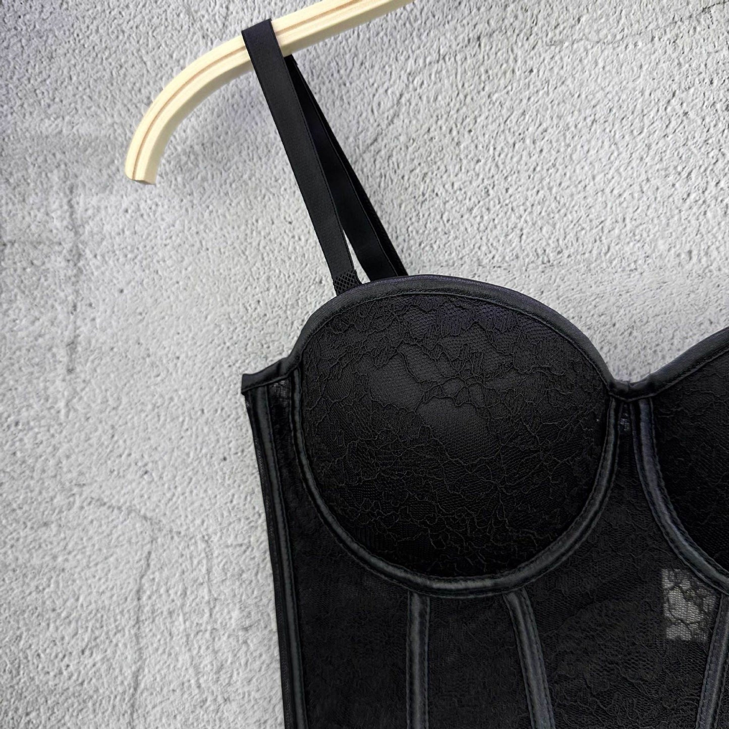 FREEDOMBEAUTY | European and American Spice Girls Sexy Mesh Fishbone Lace Suspender Vest Niche Design Sense Outside Wear with Chest Pad Steel Bras