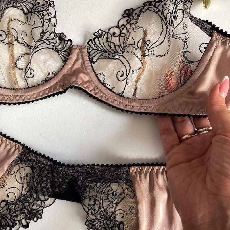 FREEDOMBEAUTY | Sexy sex underwear French ultra-thin transparent lace underwear large breasts small anti-sagging bra three-piece set