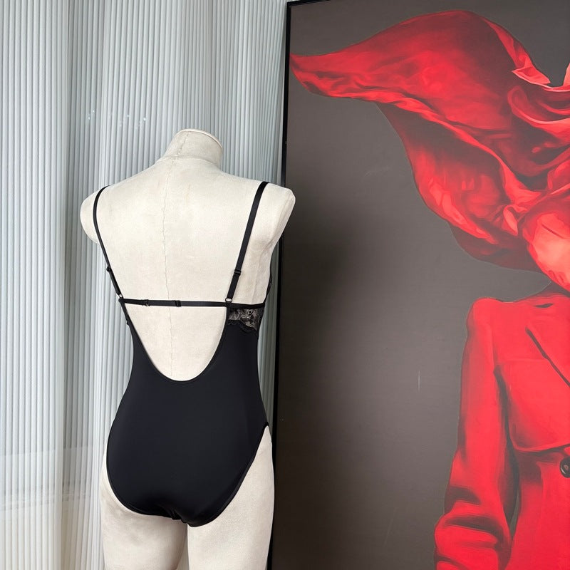 FREEDOMBEAUT | FQ2865 lace stretch cloth cotton crotch primer onesie European and American cross-border V-neck suspender women's black bodysuit