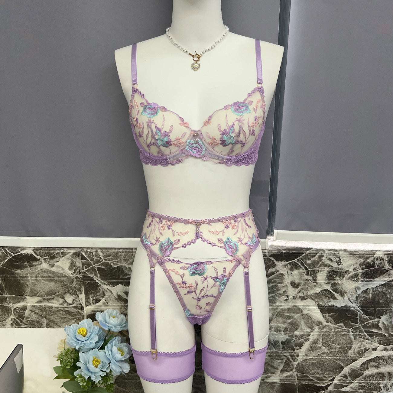 freedombeauty|Heavy Industry Embroidery Splicing Lace Straps Sex Underwear Sex lingerie set