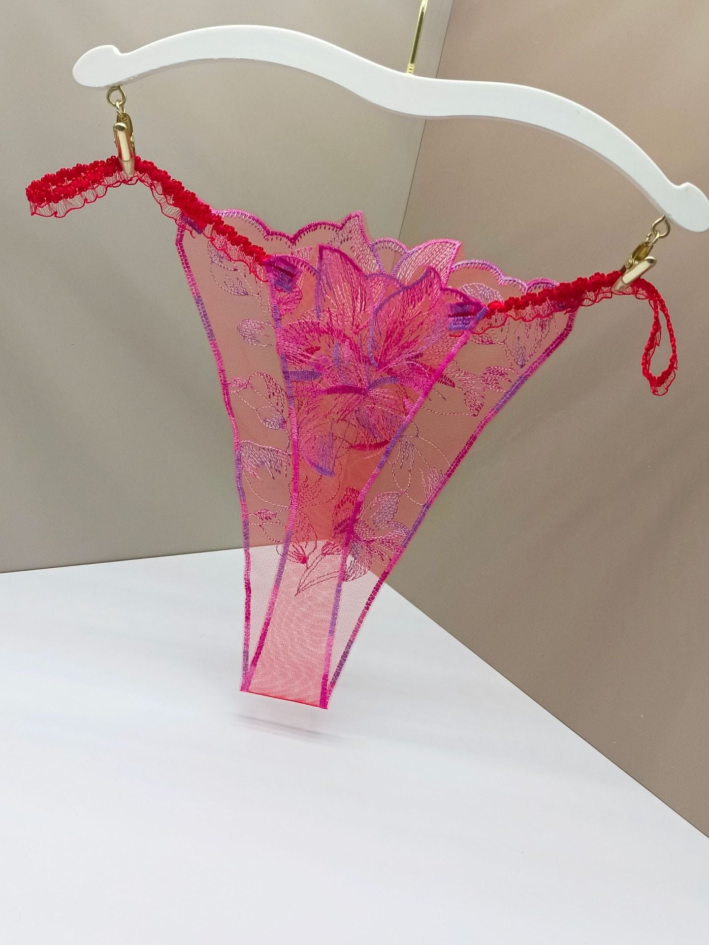 FREEDOMBEAUTY | Sexy three-color perspective mesh yarn full face embroidery flower color matching lace lace crotchless private parts light cross-border