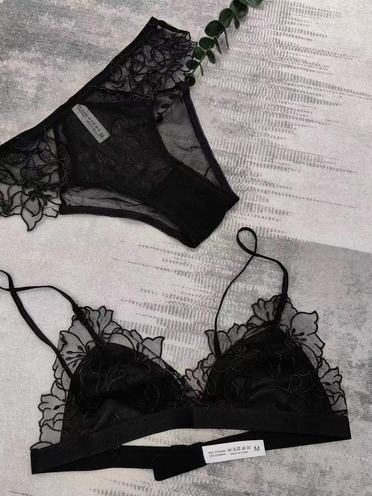 FREEDOMBEAUTY | French Underwear Sexy Thin Cup Triangle Cup Steelless Bra Set Red Natal Embroidered Lace Underwear