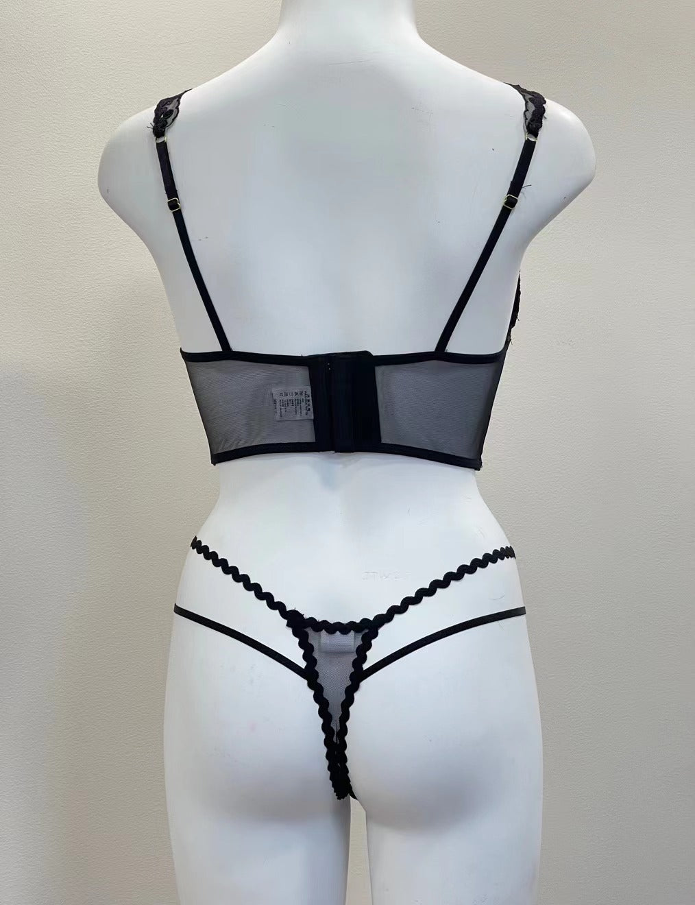 FREEDOMBEAUTY | Niche embroidered lace pure desire sultry vest underwear set thin bra sexy bra set