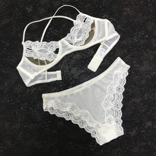 Freedombeauty | FQ2932 Sexy lace hollowed-out steel ring transparent thin underwear beautiful back two wear mesh see-through bra set white