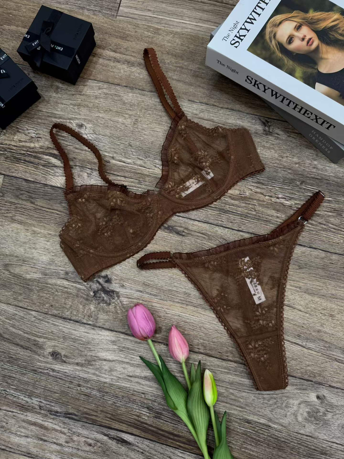 FREEDOMBEAUTY | Ultra-thin lace embroidered French underwear foreign trade sexy trousers fungus edge bra cross-border transparent bra set