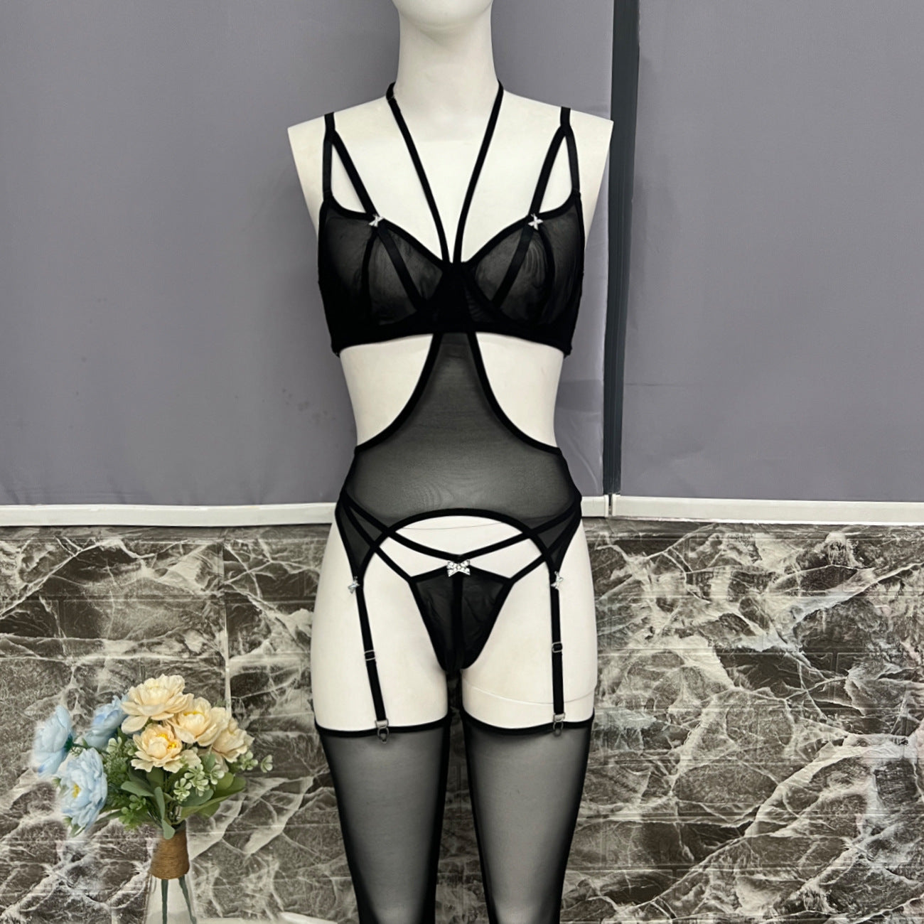 FREEDOMBEAUTY | Sexy bra and panty set 4-piece upper underwear set with stockings set