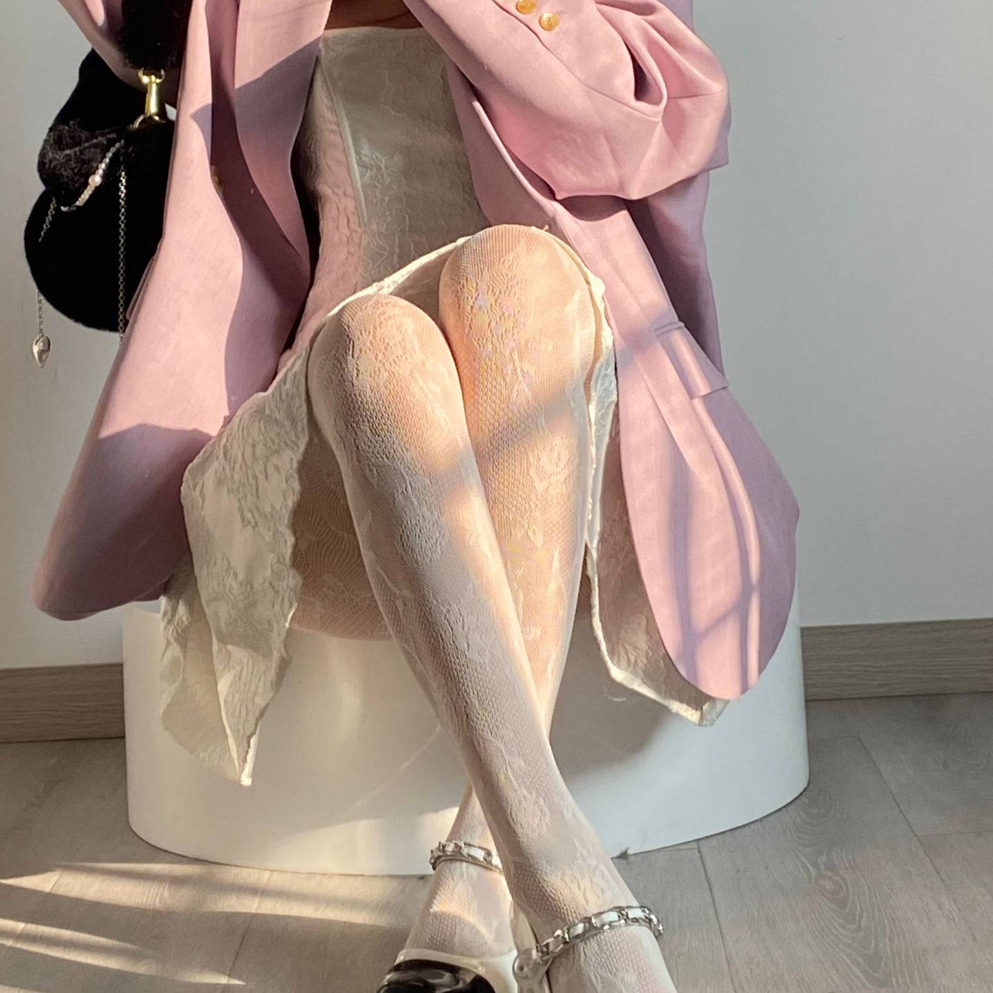 FREEDOMBEAUTY | Autumn and Winter Pure Wind Sweetheart Spice Girls White Silk Vintage Mesh Rose Stockings Fishnet Socks Bottom Pantyhose