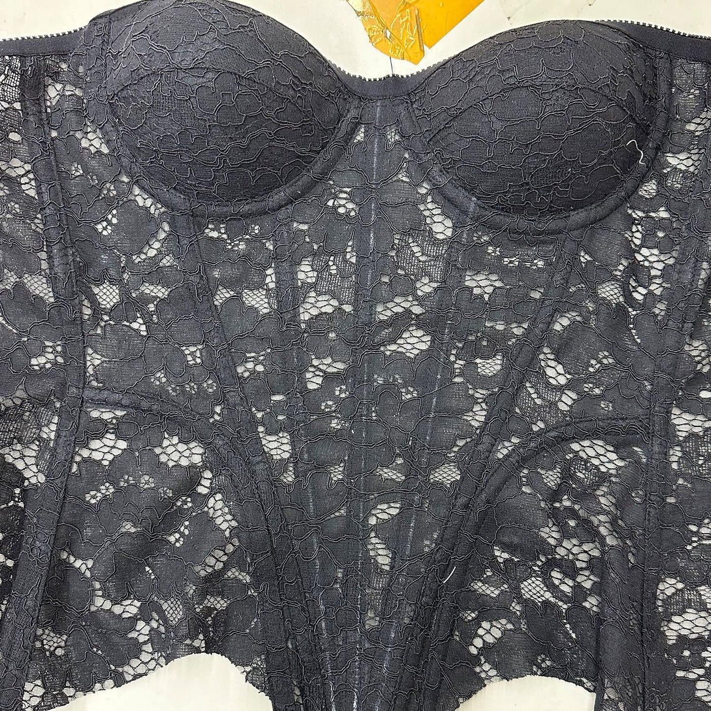 FREEDOMBEAUTY | 7026 French three-dimensional carved lace fashionable simple and versatile retro steel bra