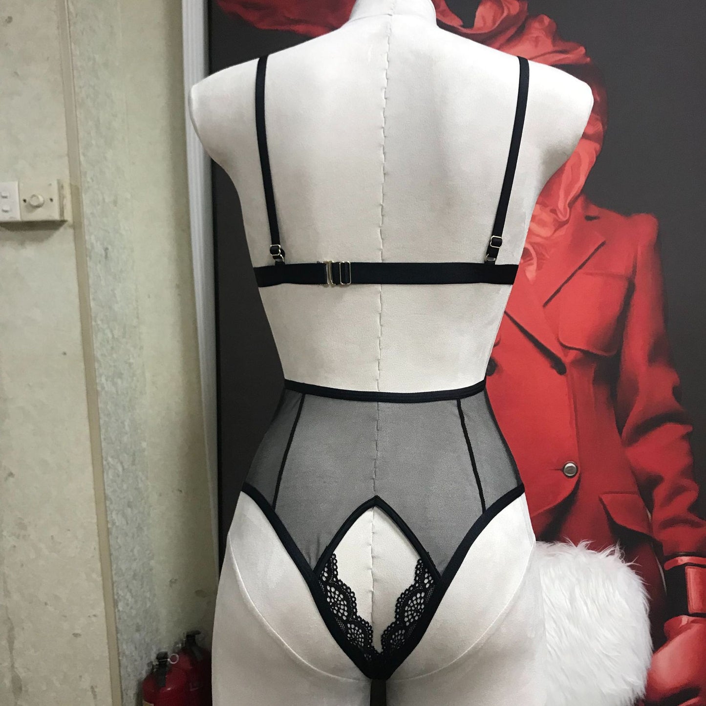 FREEDOMBEAUT | FQ2849 Tulle Hot Diamond Perspective Hollow-free Open Crotch onesie Pure desire sexy suspender pajamas