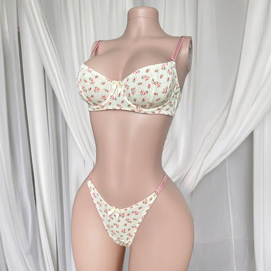 FREEDOMBEAUTY | Cross-border hot-selling floral underwear gathers comfortable and breathable steel ring bra set