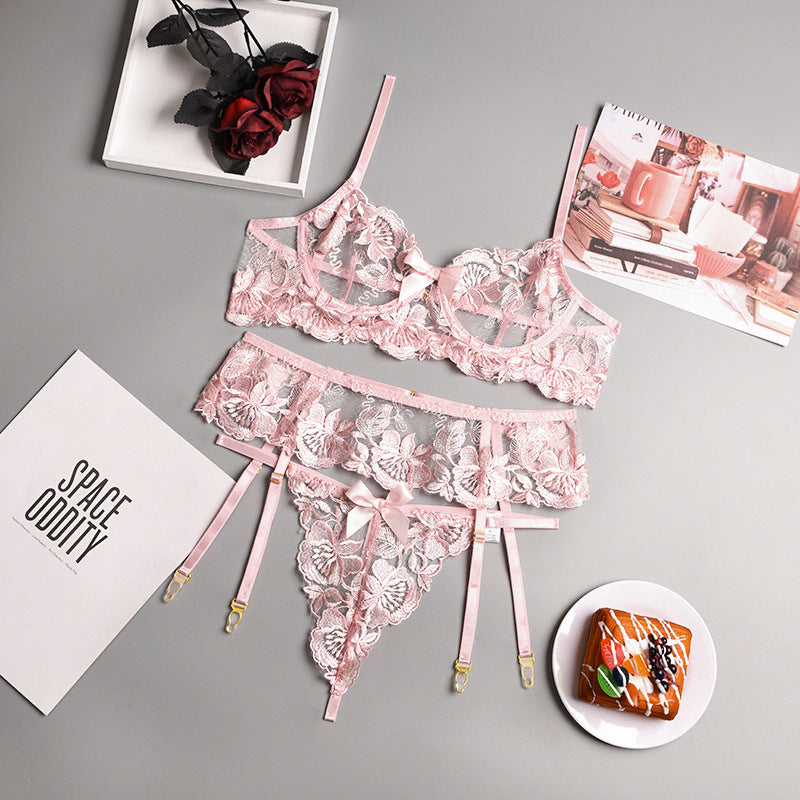 FREEDOMBEAUTY | Sex Underwear Three-piece Flower Embroidery Splicing Waist Seal Sexy Women's Sex Set Wholesale 3082