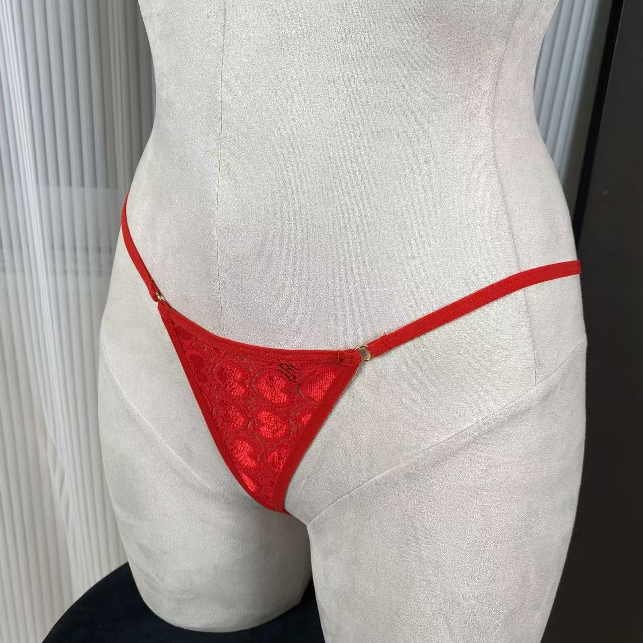 FREEDOMBEAUTY | FQ2939 Valentine's Day gift 520 steel rim milk love lace open crotch thong set