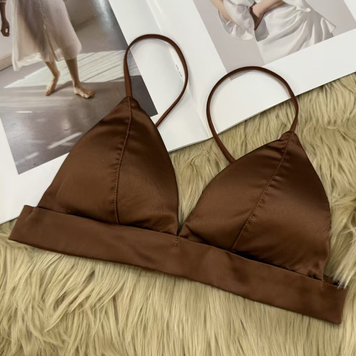 FREEDOMBEAUTY | Cross-border French underwear women's summer thin shoulder strap no steel ring bra triangle cup big chest small sexy underwear