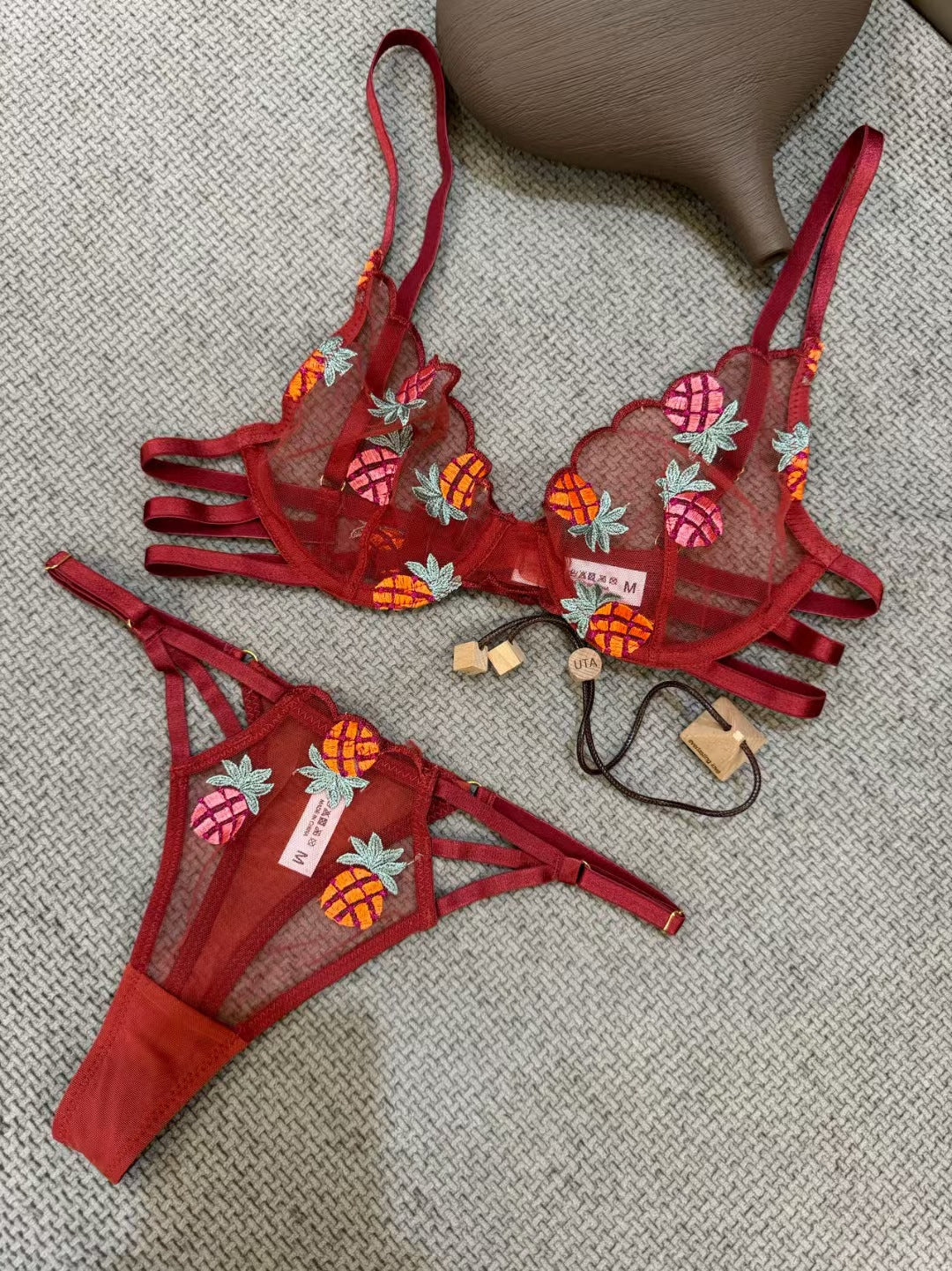 Freedombeauty | Sexy French Underwear Slim Embroidered Lace Bra Big Breasts Small Fruit Embroidered Girl Bra Set