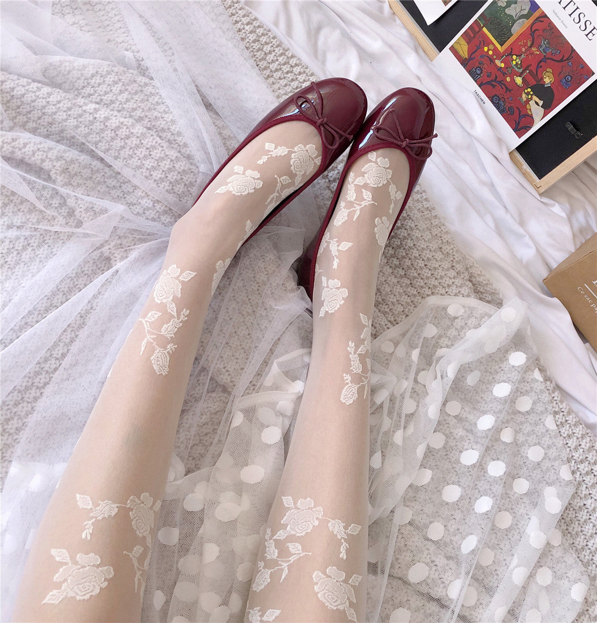 FREEDOMBEAUTY | French Elegant Vintage Rose Rose Embroidery White Stockings Ultra-thin Summer Sweet Court Pantyhose Women
