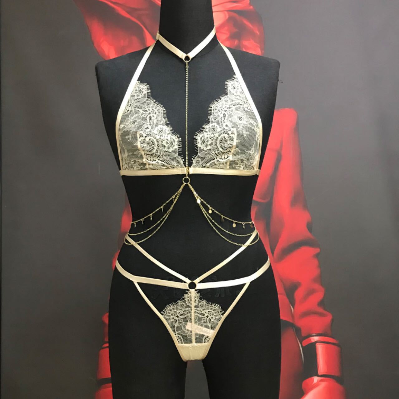 Freedombeauty | FQ2729 chain bronzing eyelash lace neck metal chain diamond chain adjustment low waist thong sexy underwear set
