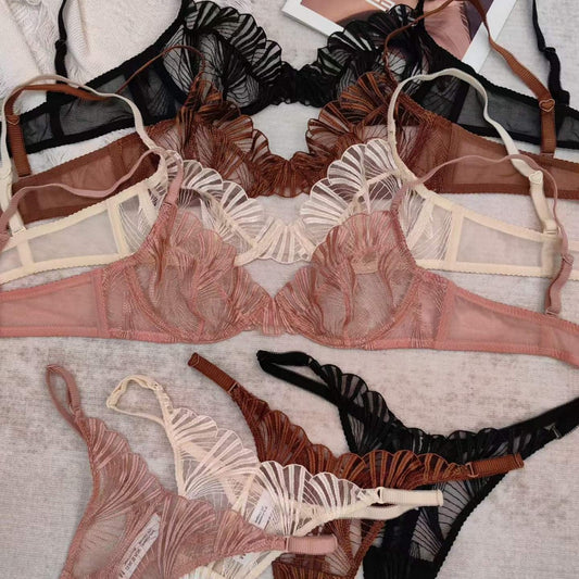 FREEDOMBEAUTY | French underwear foreign trade sexy transparent lace embroidery big chest shows small gathering bra cross-border trousers bra set