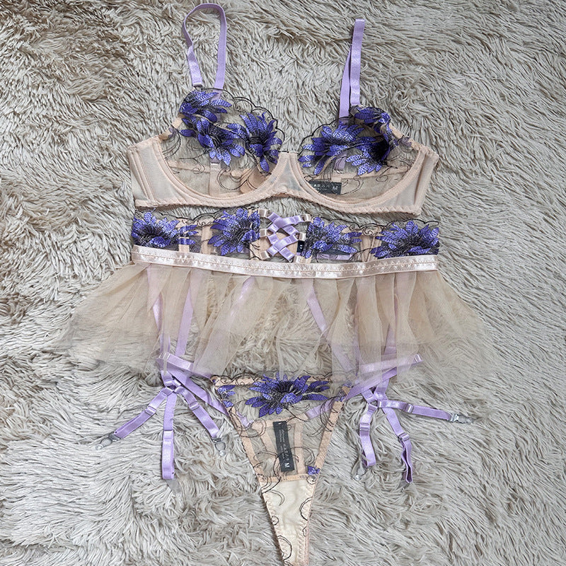 FREEDOMBEAUTY |Нижнее белье heavy industry embroidered lingerie women's fluffy small skirt three-piece set