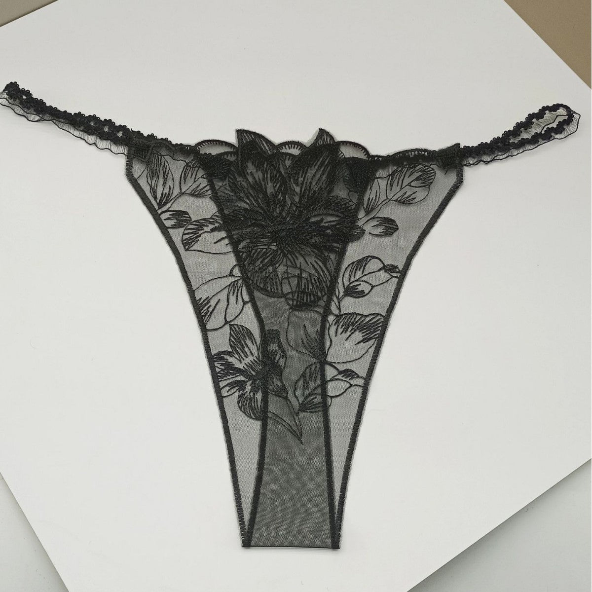 FREEDOMBEAUTY | Sexy three-color perspective mesh yarn full face embroidery flower color matching lace lace crotchless private parts light cross-border