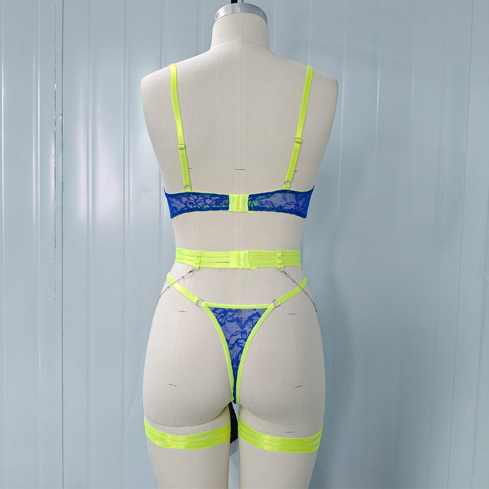 FREEDOMBEAUTY | Cross-border European and American sexy thin lace bra set strap-on metal chain underwear women's thong with leg ring