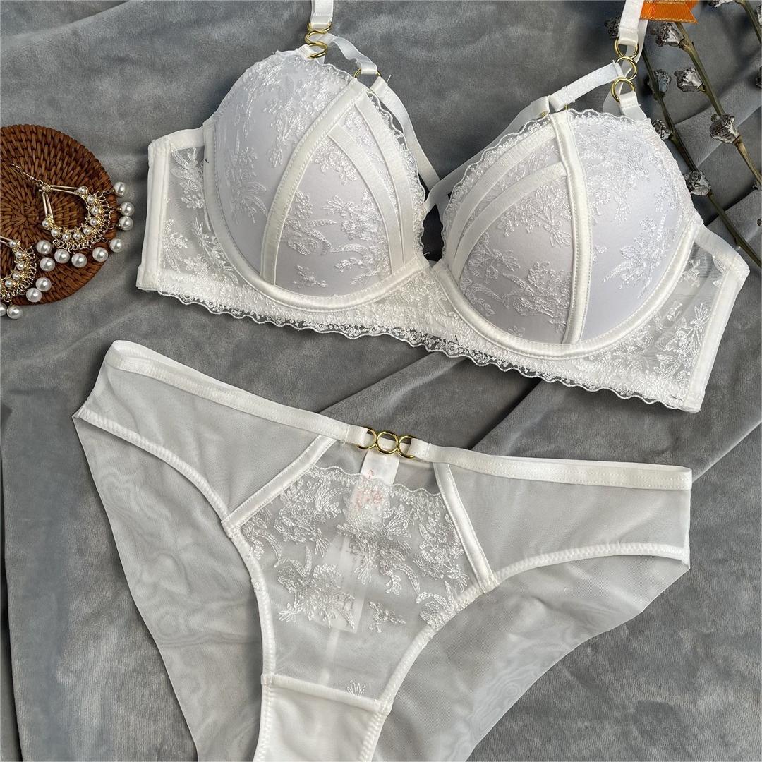 FREEDOMBEAUTY | Foreign trade sexy straps cross breast underwear push up gathering underwear big chest anti-sagging lace bra set