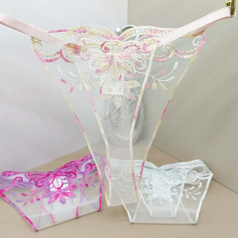 FREEDOMBEAUTY | Hollow-out perspective lace mesh embroidery sexy women's love T-panties pattern embroidery foreign trade cross-border