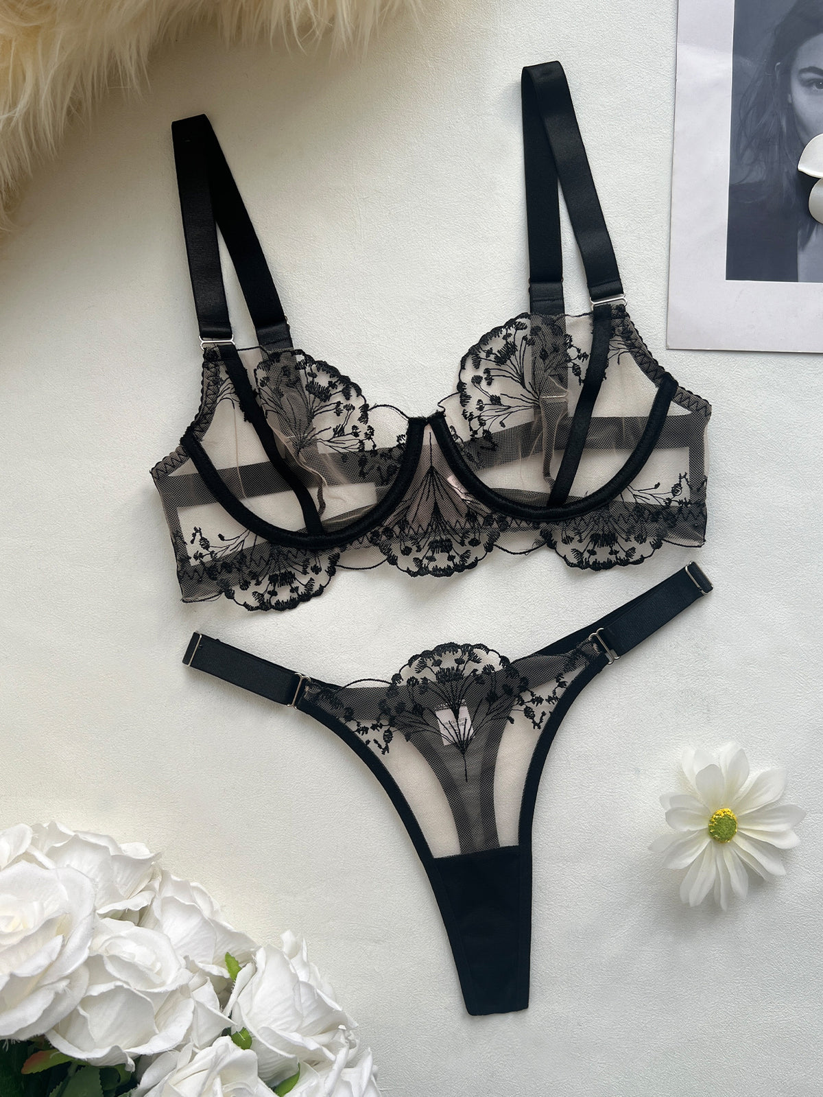 FREEDOMBEAUTYDIER French lace underwear set, floral embroidered steel-rimmed bra thong