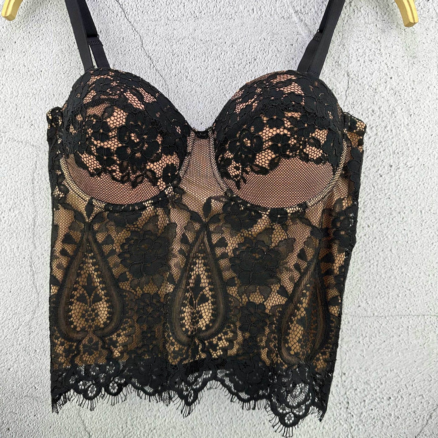 FREEDOMBEAUTY | Lace Sling Vest with Chest Pad Women's Exterior Pure Sexy Skinny Bottom Top Summer