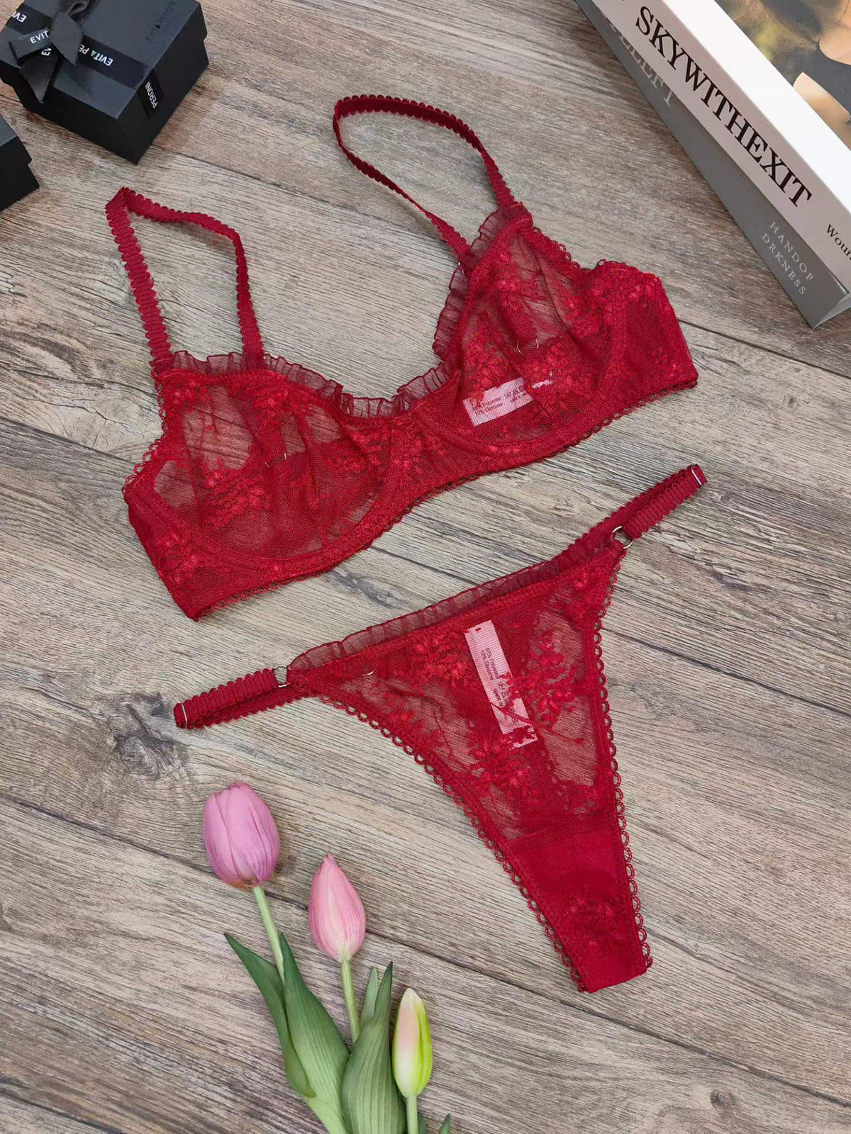 FREEDOMBEAUTY | Ultra-thin lace embroidered French underwear foreign trade sexy trousers fungus edge bra cross-border transparent bra set