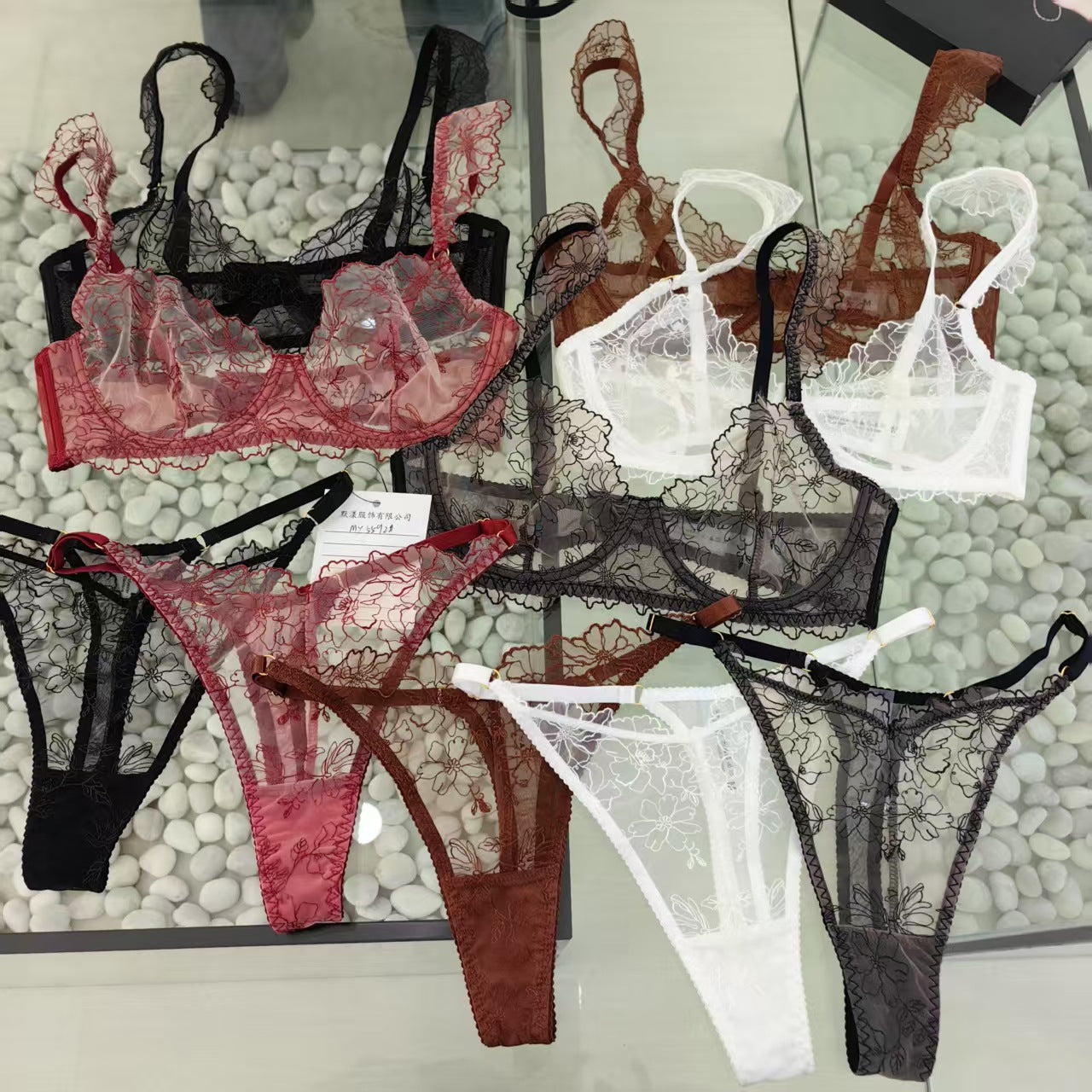 FREEDOMBEAUTY | French lace underwear cross-border sex sexy small flying shoulder bra transparent big chest small gathering bra set