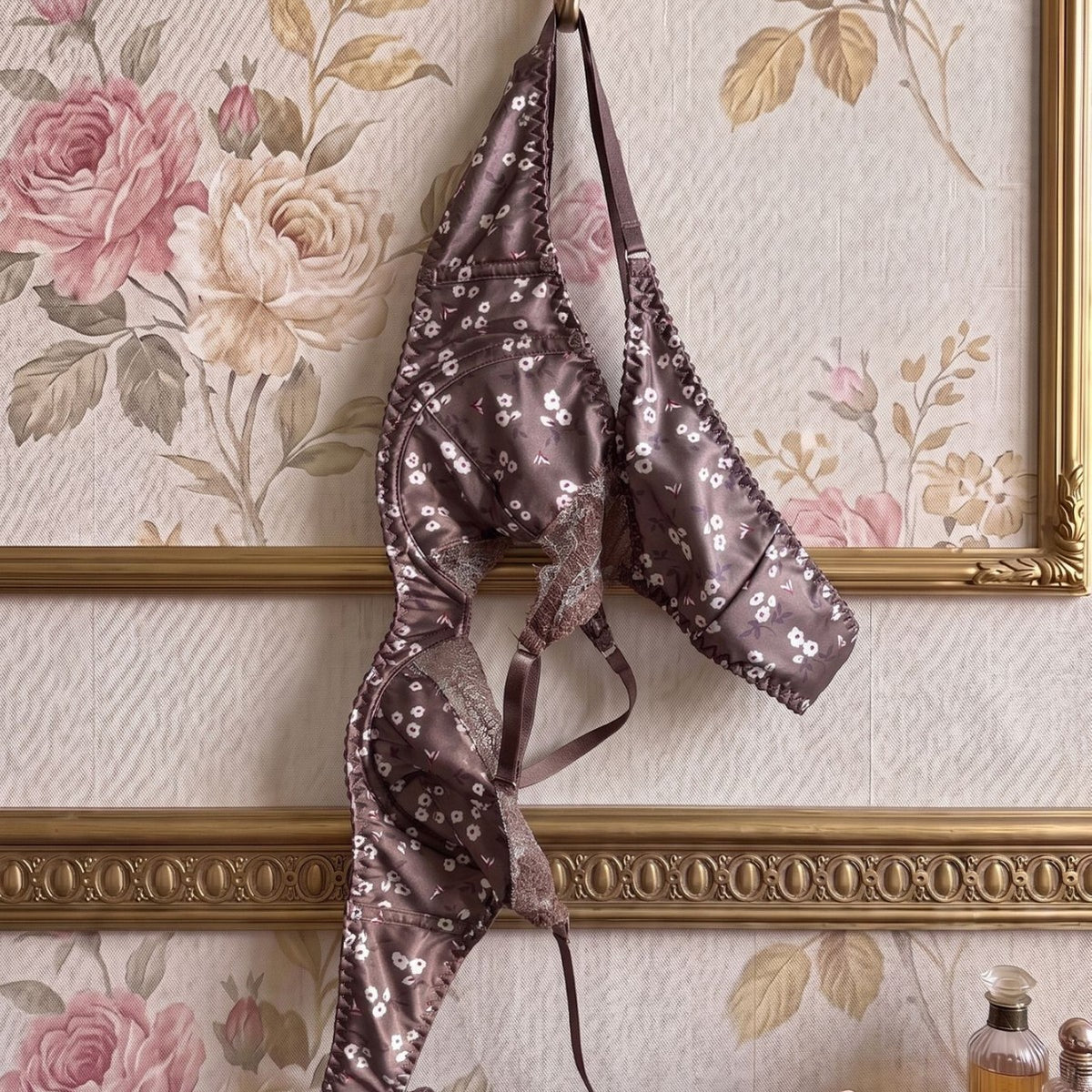 FREEDOMBEAUTYDIER French satin small floral lace splicing bra thong set underwear panty set
