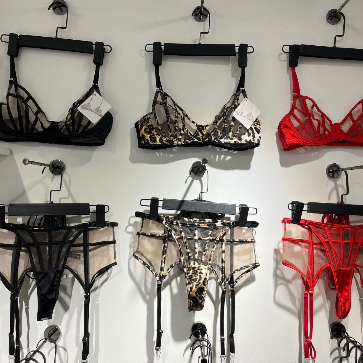 FREEDOMBEAUTY | Sexy mesh underwear ultra-thin perspective leopard print steel ring large chest small bra garter belt three-piece bra set