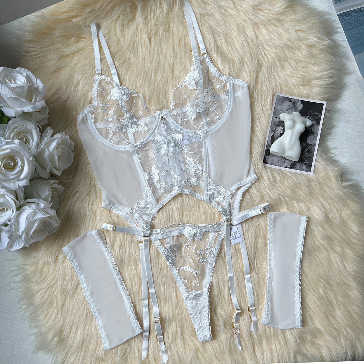 freedombeauty|Embroidered sexy underwear new three-point erotic underwear mesh embroidery perspective set