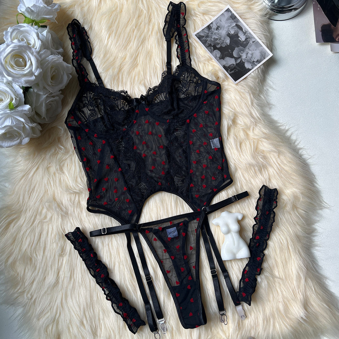 freedombeauty|Flocking Love 4-piece Sexy Ladies Underwear Set Suspender Bra + Thong + 2 Leg Socks