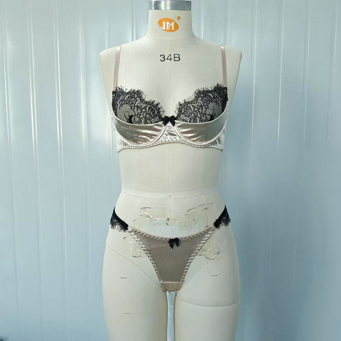 FREEDOMEBEAUTY | European and American cross-border new fashionable black lace splicing French satin sexy women's bow exquisite bra cover