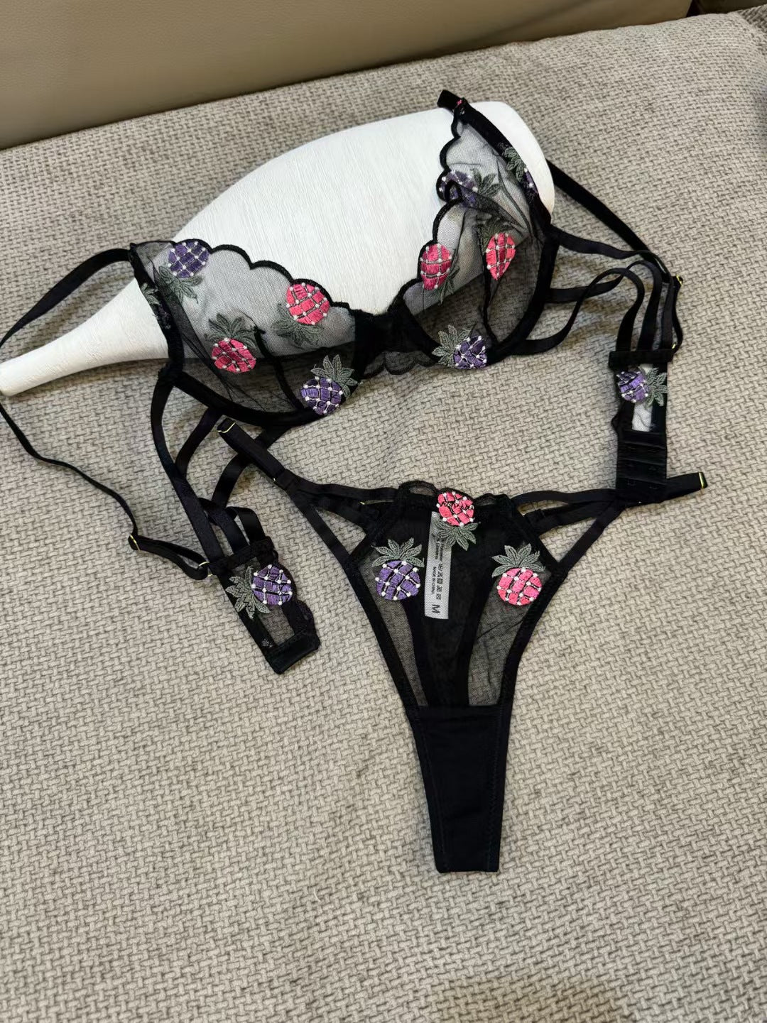 Freedombeauty | Sexy French Underwear Slim Embroidered Lace Bra Big Breasts Small Fruit Embroidered Girl Bra Set