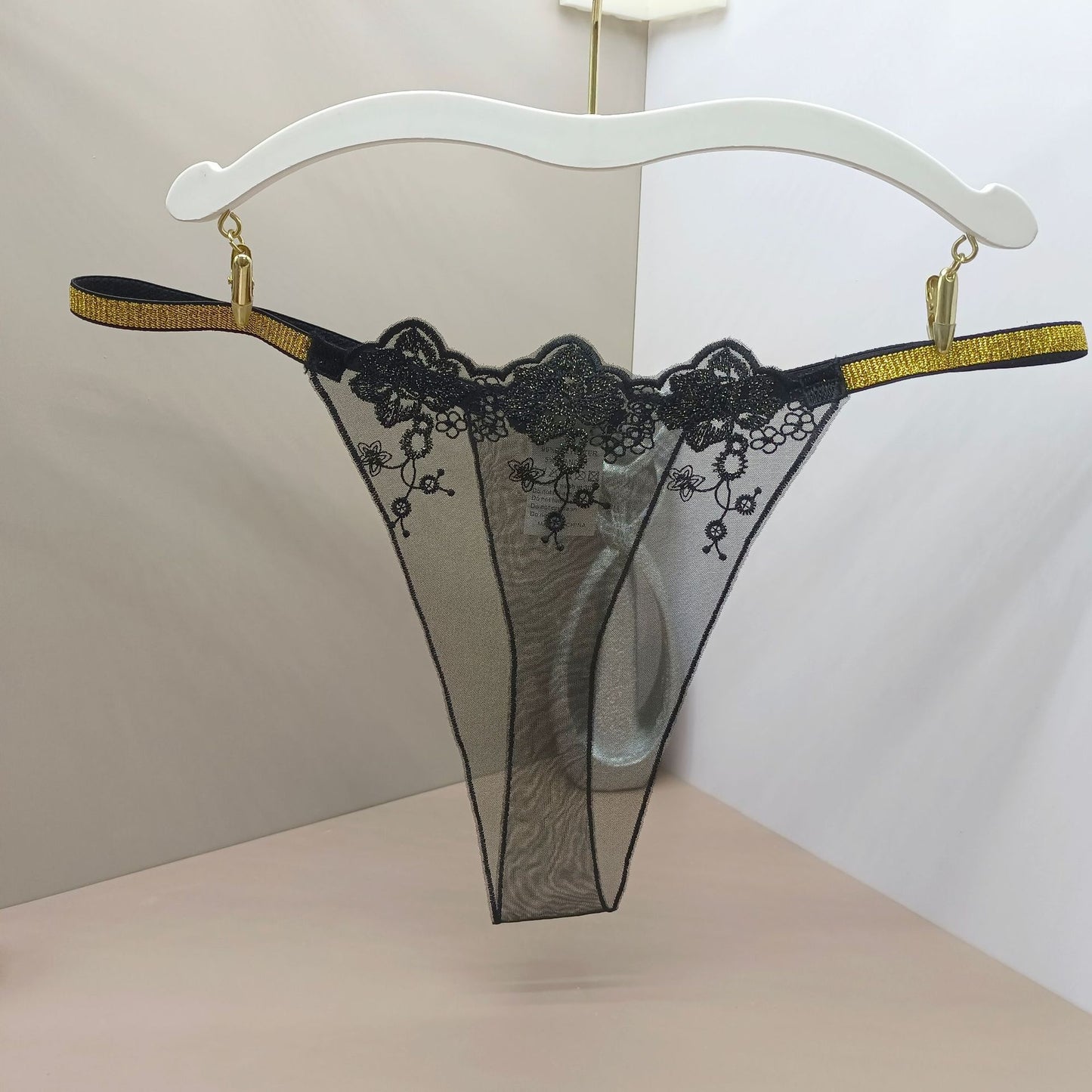 FREEDOMBEAUTY | Embroidery sexy flower women's perspective lace seduction lingerie panties thong cross-border combination