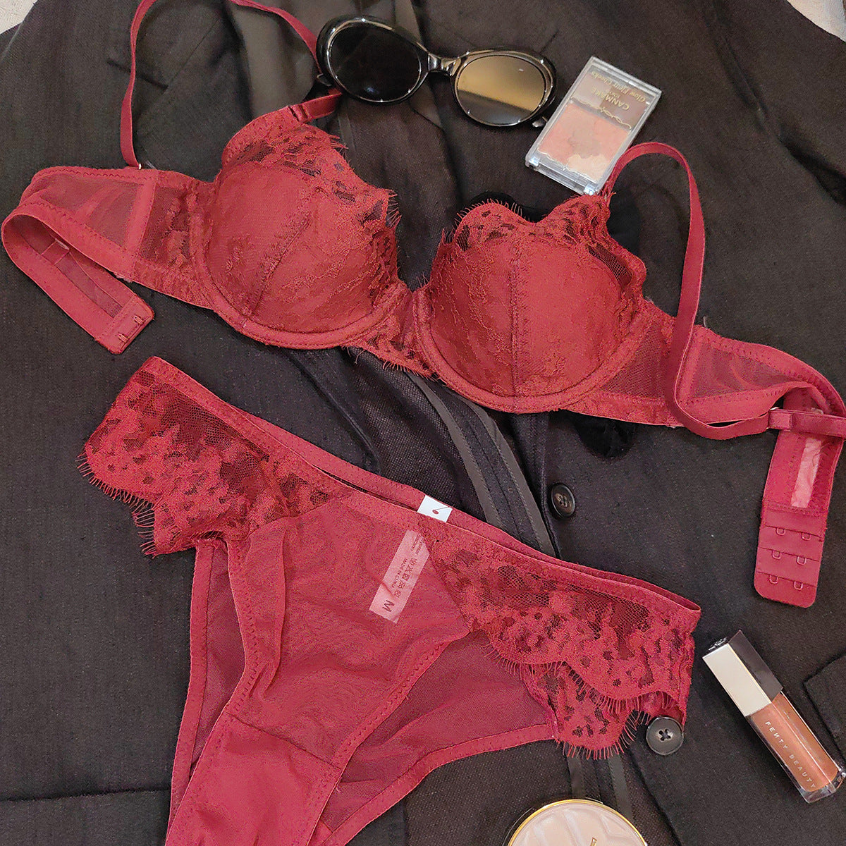 FREEDOMBEAUTY | European and American foreign trade French sexy underwear thin embroidered lace underwear women's big breasts show small anti-sagging bra set