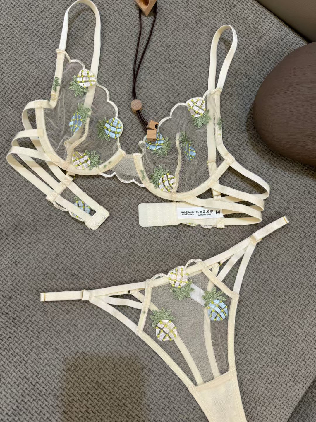 Freedombeauty | Sexy French Underwear Slim Embroidered Lace Bra Big Breasts Small Fruit Embroidered Girl Bra Set