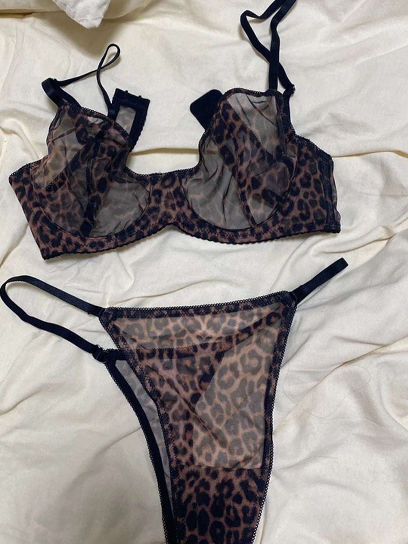 freedombeauty|Sexy underwear French bra ultra-thin mesh sex set