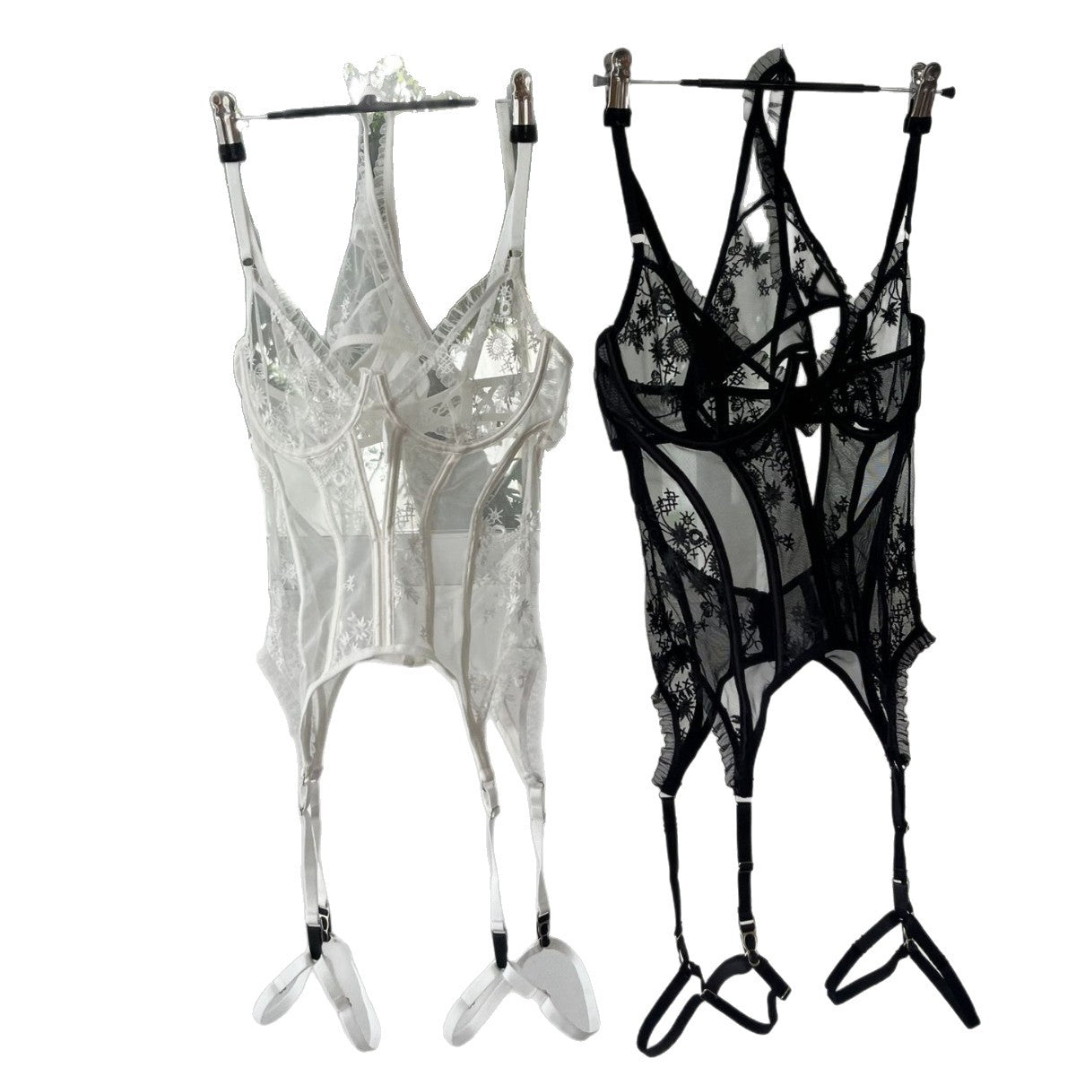 FREEDOMBEAUTY | Foreign trade underwear new European and American sexy embroidery micro-sculpting lace onesie garment, garter, bra set Lingerie