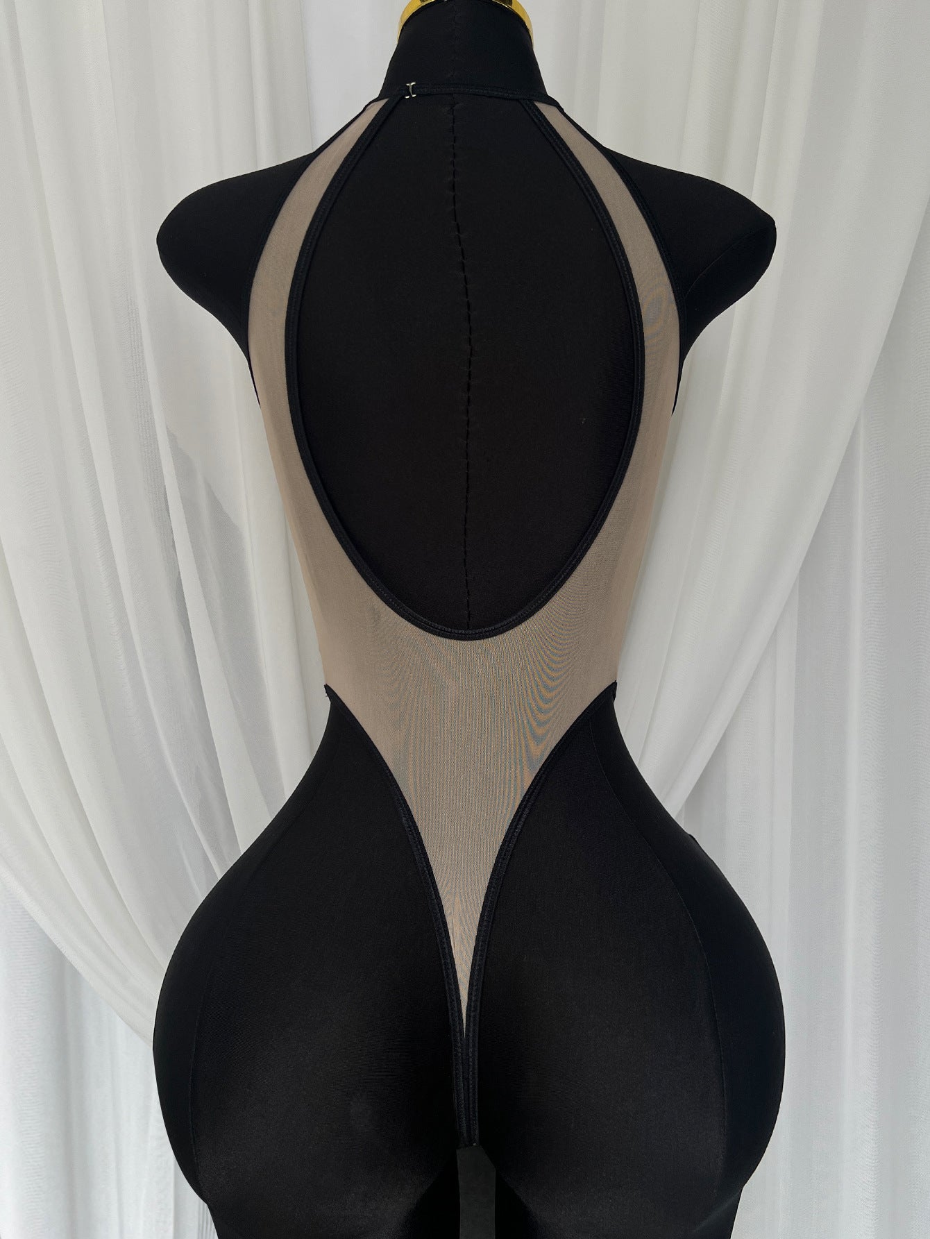FREEDOMBEAUTY | European and American women's hollowed-out leggings backless integrated underwear backless tights
