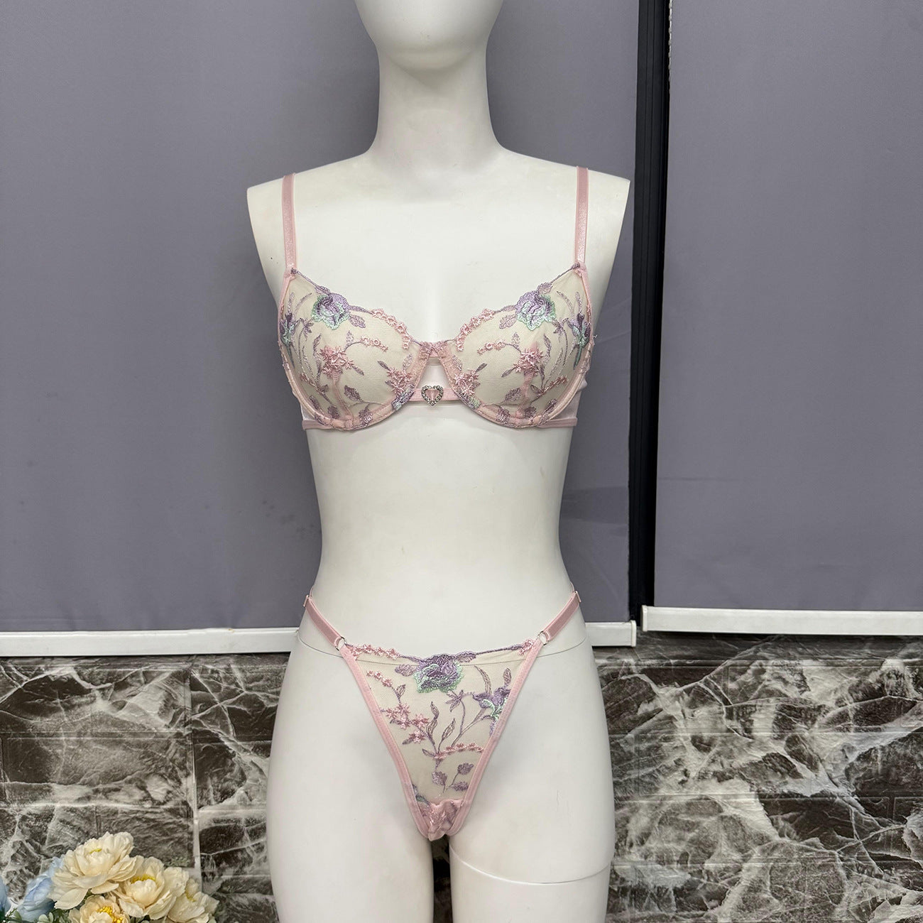 FREEDOMBEAUTY | Cross-border foreign trade INS new Valentine's Day honeymoon sexy mesh flower embroidery perspective underwear women's two-piece set