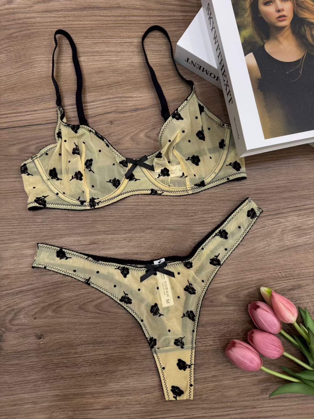 FREEDOMBEAUTY | Sexy lingerie thin flocking embroidered French underwear big breasts small gathering bra set Sexy Bra