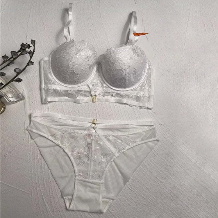 FREEDOMBEAUTY | French Sexy Lace Underwear Strap Hollow Embroidery Gathering Bra Close Breast Adjustment Top Bras Set