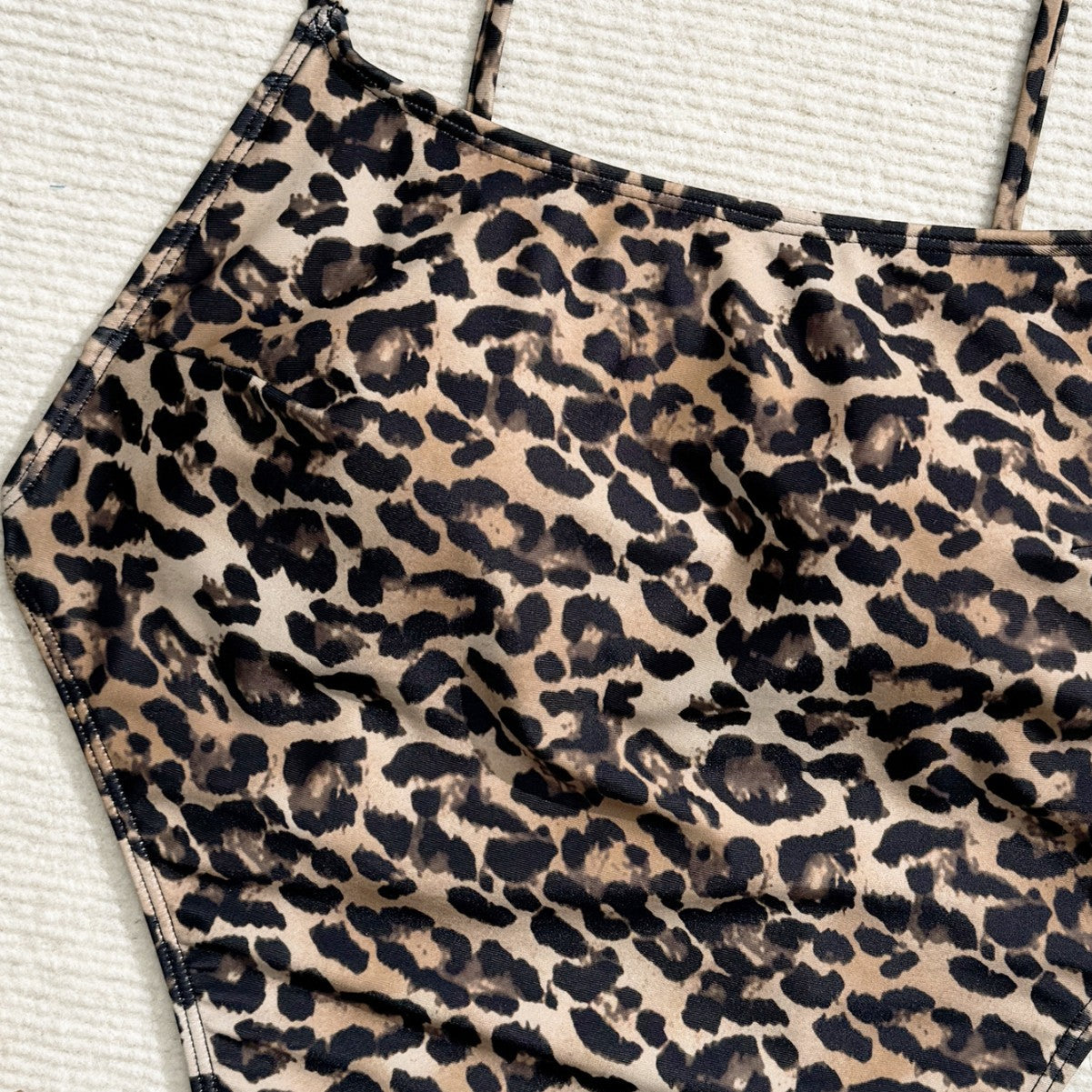 FREEDOMBEAUTY | Suspender one-piece swimsuit women's 2026 new sexy AliExpress Amazon leopard print sexy lace-up swimsuit