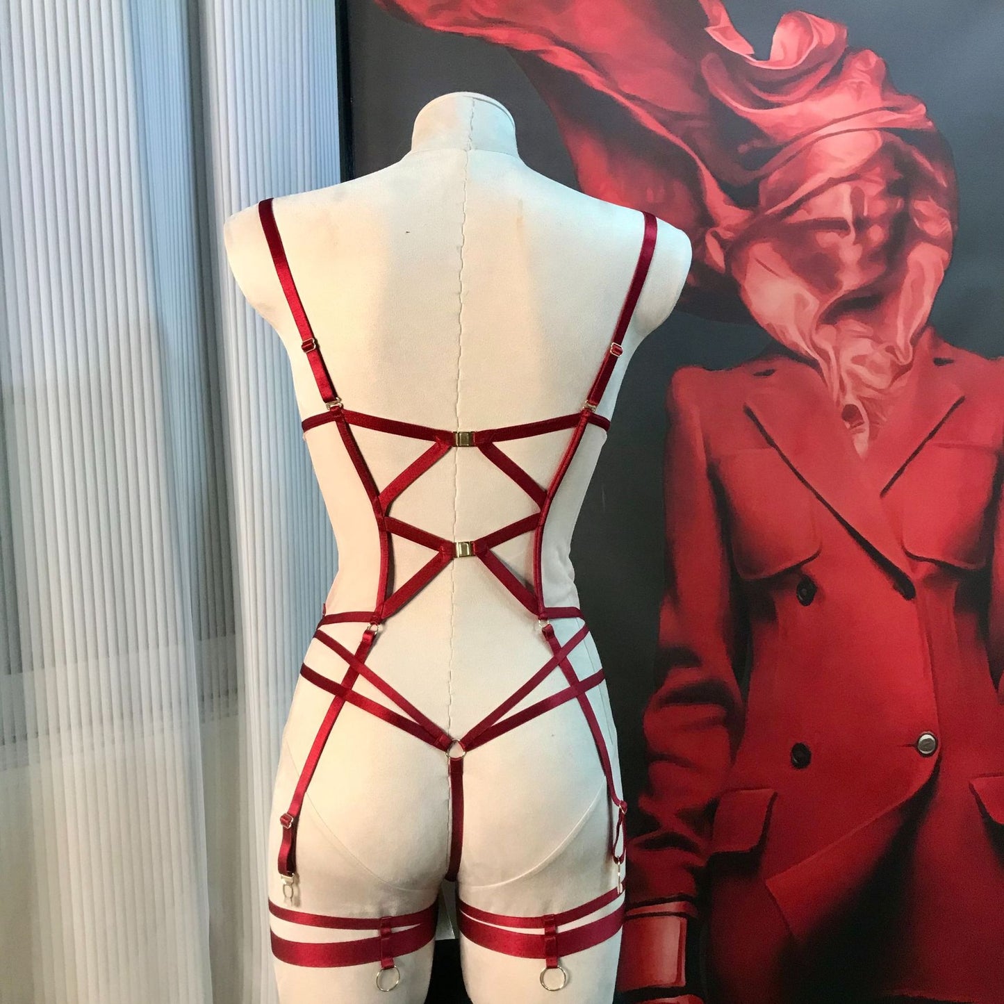 Freedombeauty | FQ2859 High Quality Mesh Embroidery Perspective Sexy Hollow Steel Rings Shapewear Thong Leg Ring Adjustable