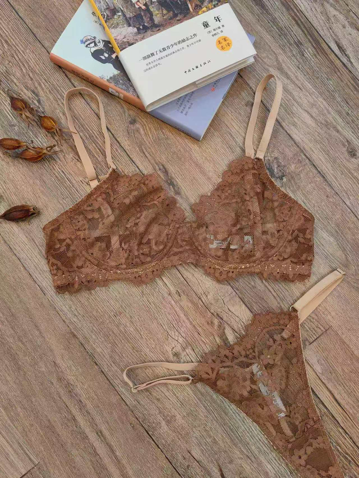 FREEDOMBEAUTY | French lace underwear sponge-free sexy bra foreign trade big breasts small gathering bra set Lingerie