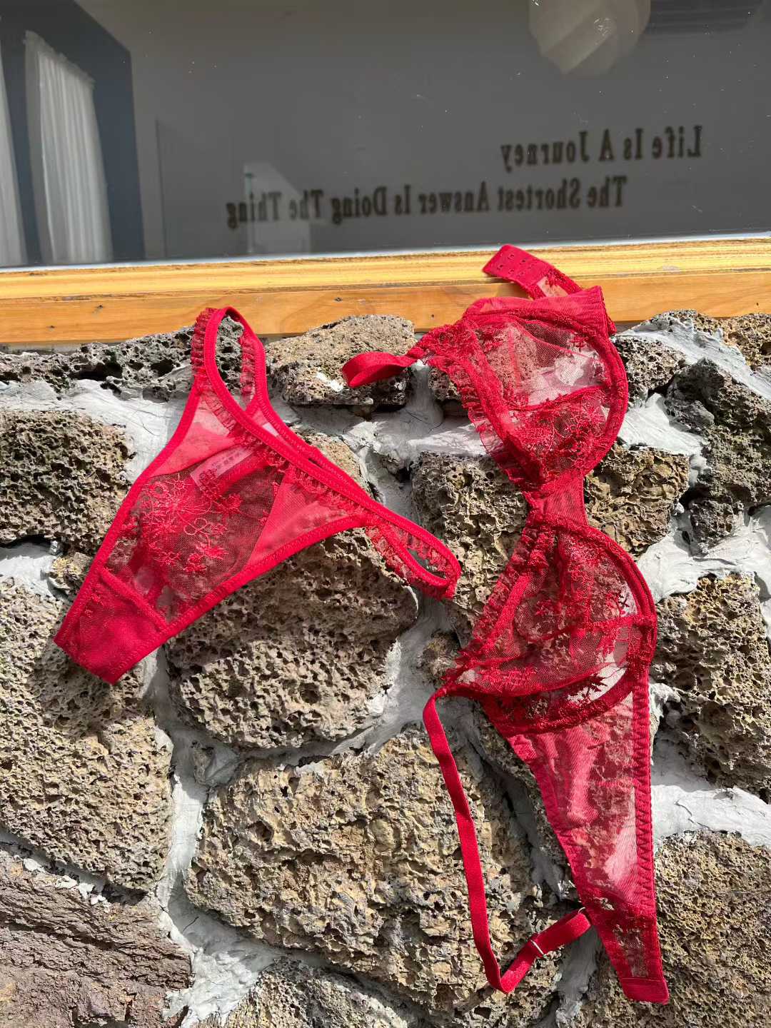 FREEDOMBEAUTY | Foreign trade sexy underwear ultra-thin lace embroidery sex bra anti-sagging large chest small gathering bra set